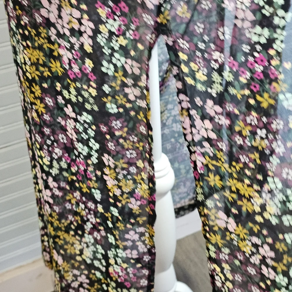 Wild Fable Bohemian Sheer Black Moody Floral Kimono Swim Cover‎ Up One Size
